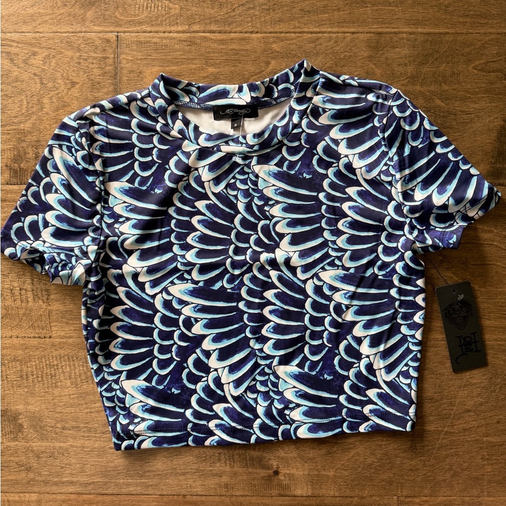 Ed Hardy Blue/White “Brave Eagle” feather printed  cropped baby shirt, NWT, S
